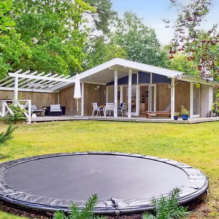 Arto - 1-2km From The Sea By Interhome *